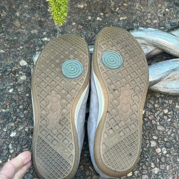 Ecco Pewter Nubuck Suede Leather Casual Sneakers Size 39 - Picture 2 of 8